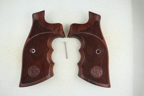 Impugnature smith and - and, wesson