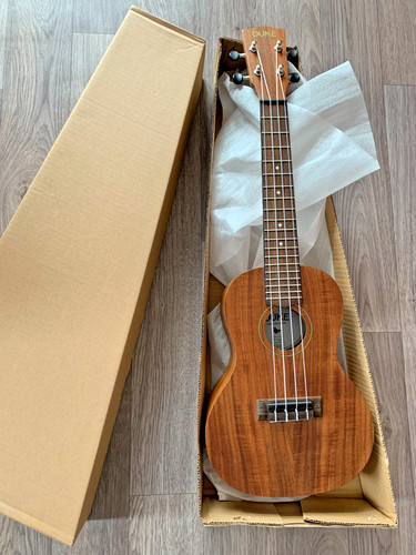 Ukulele duke co - ukulele,,