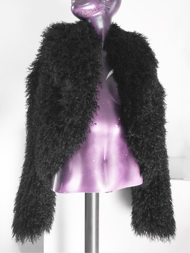 Black fur short cropped - short,