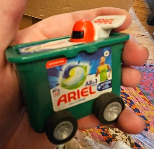 Ariel auto da - auto, corsa