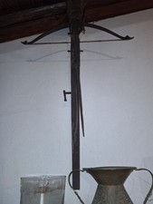 Antica Balestra In Ferro Battuto E Legno