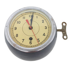 Orologio da parete russo