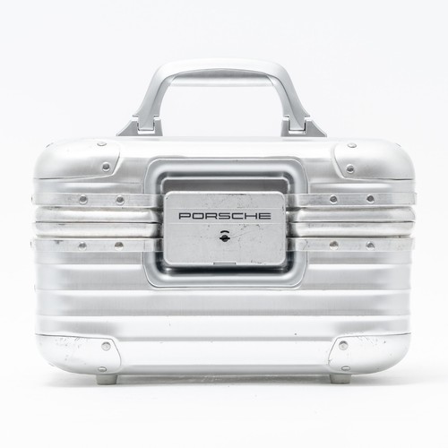 Rimowa porsche beauty vanity - x,