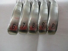 Dunlop XXIO 9 ferri da stiro