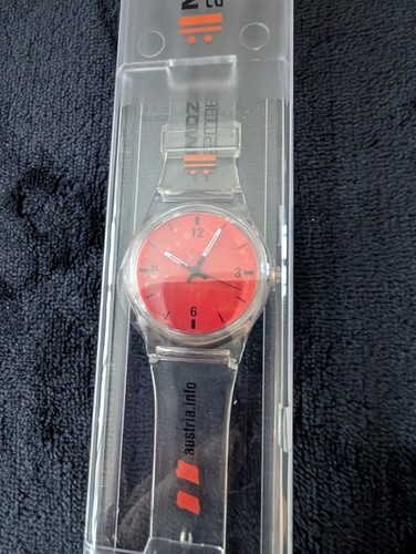 Orologio retrò stile swatch