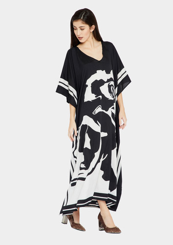 Fahionable women wear