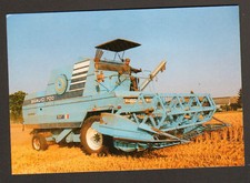 MEROUVILLE (28) MOISSONNEUSE