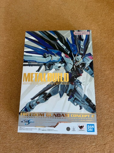 Bandai metal build freedom - metal,