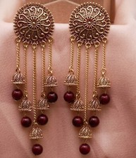 Orecchini goccia Jhumki catena
