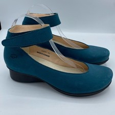 Scarpe con zeppa e cinturino