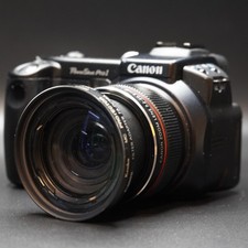 Canon PowerShot Pro1