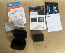 GoPro Hero8 Nera con molti accessori nuova/scatola aperta valore 500€