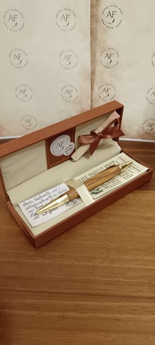 Penna legno ulivo di - penna,