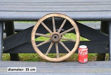 Vecchio carrello in legno