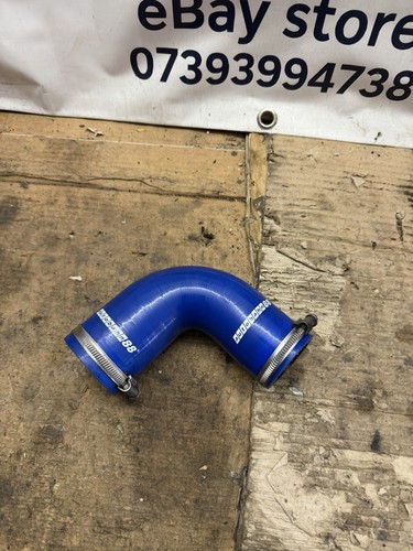 Tubo corpo farfallato