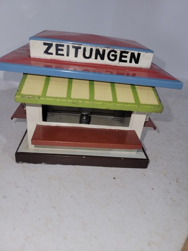 Bing prewar newspaper - newspaper, stand