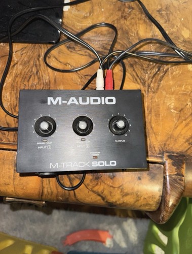Audio track solo - m-audio, m-track