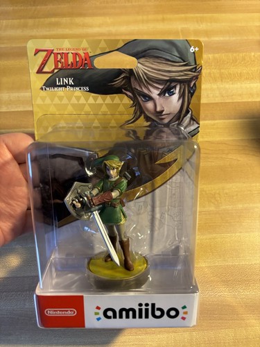 Twilight princess link amiibo - twilight,