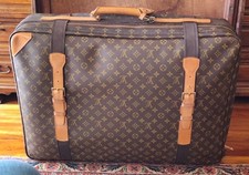 Louis Vuitton Satellite 70