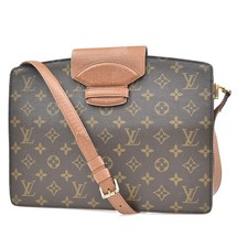 LOUIS VUITTON Courcelles
