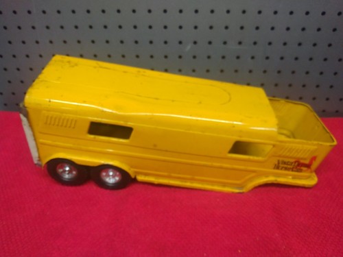 Ertl vista dome horse van - ertl,