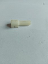 Plastic carburetor puller