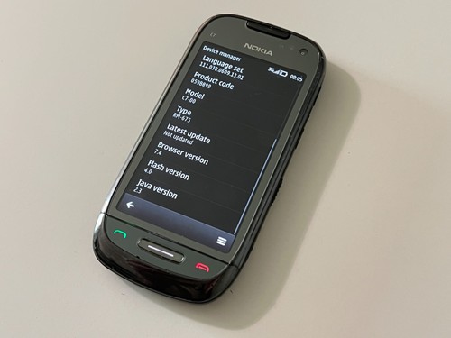 Nokia 8 gb - c7-00,