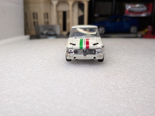Metro alfa romeo - metro, 1/43