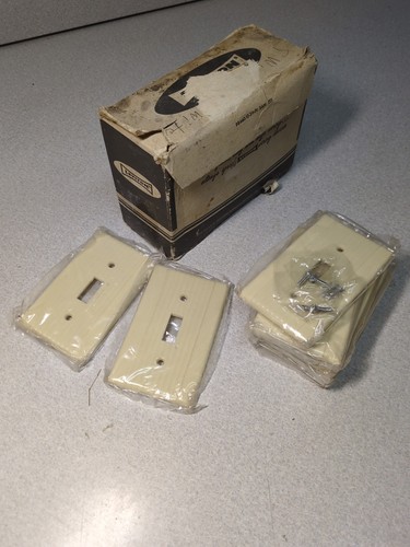 Nos vintage leviton ribbed - nos,