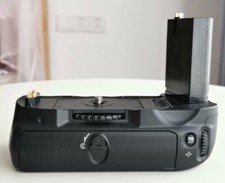 Nikon MB-D100 pacco batteria