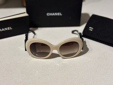 Occhiali da sole CHANEL oversize rotondi beige con lenti marroni nero fiocco CC NUOVI