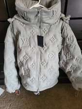 Grey monogram louis - grey,