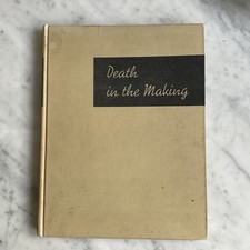 ROBERT CAPA : Death in the