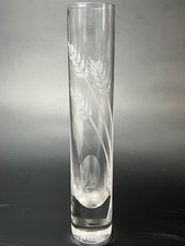 Vaso tubo sottile in vetro cristallo scozzese Stuart con topo e grano incisi