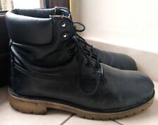 Scarponcini tipo Timberland stringati. Neri. Num 43.come nuovi. 