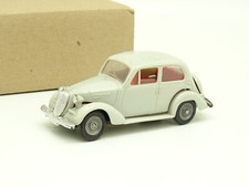 Norev Plastic SB 1/43 - Simca