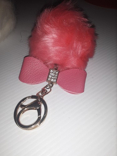 Carino portachiavi pom fatto - , a