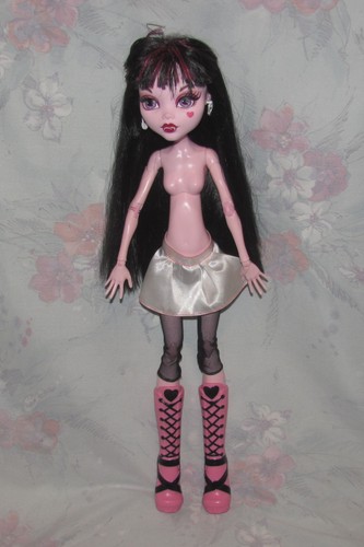 Monster high doll frightfully - monster,