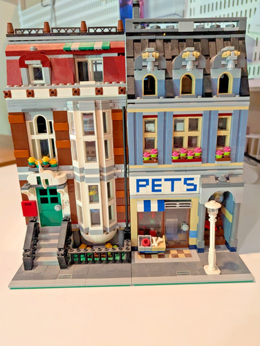 Lego creator pet - shop, 2011