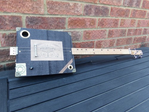 String homemade fretless - string,