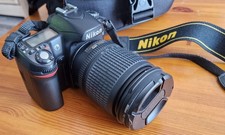 Nikon D80 Kit Fotocamera, Obiettivo 18-135mm, con Custodia LowePro