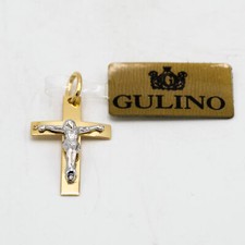 Ciondolo in oro giallo e bianco 18 kt a forma di Croce con il Cristo A.970