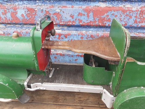 Sedile legno fatto - in,