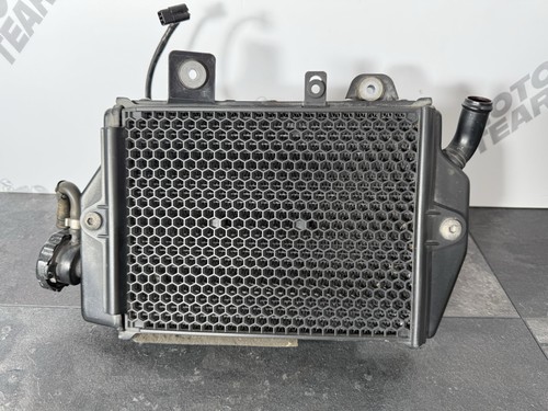 Radiatore destro triumph - destro,