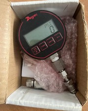 DPG-110 Manometro digitale, 3000 psi, accuratezza ±0,25%, MNPT 1/4"