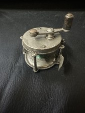 Antico mulinello da pesca in