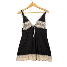 Babydoll in pizzo nero camicia