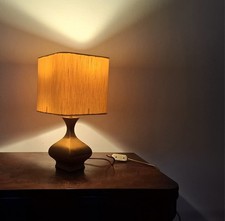 Lampada Da Tavolo In Metallo