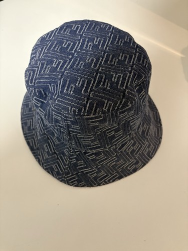 Cappello fendi - cappello,
