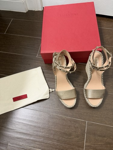 Valentino garavani rockstud - valentino,